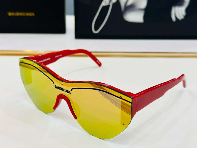 Picture of Balenciga Sunglasses _SKUfw56867780fw